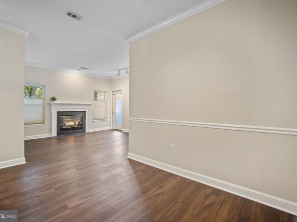 12005 Taliesin Place 16, Reston VA 20190