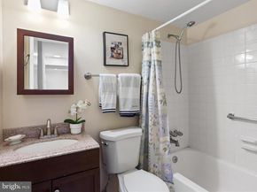 4517 Pinecrest Heights Drive, Annandale VA 22003