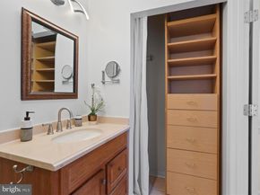 4517 Pinecrest Heights Drive, Annandale VA 22003