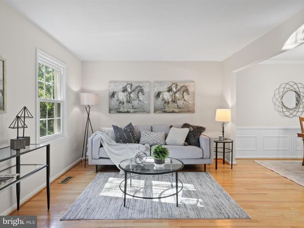 4517 Pinecrest Heights Drive, Annandale VA 22003