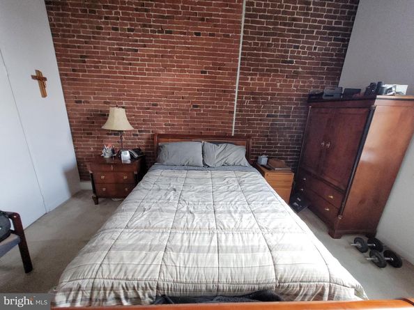 11 N 2nd Street 306, Philadelphia PA 19106
