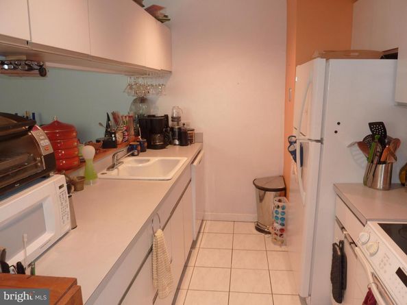11 N 2nd Street 306, Philadelphia PA 19106