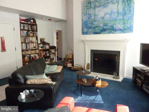 11 N 2nd Street 306, Philadelphia PA 19106