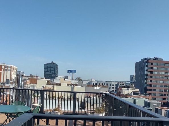 11 N 2nd Street 306, Philadelphia PA 19106