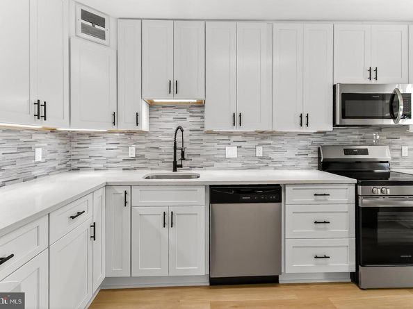 205 Yoakum Parkway 1509, Alexandria VA 22304