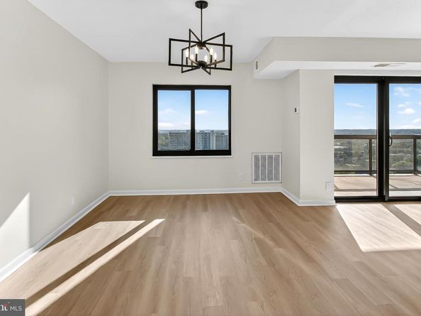 205 Yoakum Parkway 1509, Alexandria VA 22304