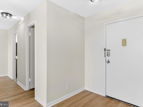 205 Yoakum Parkway 1509, Alexandria VA 22304