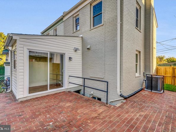 27 47TH Street SE, Washington DC 20019