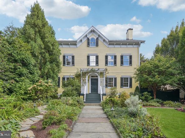 1545 35TH Street NW, Washington DC 20007