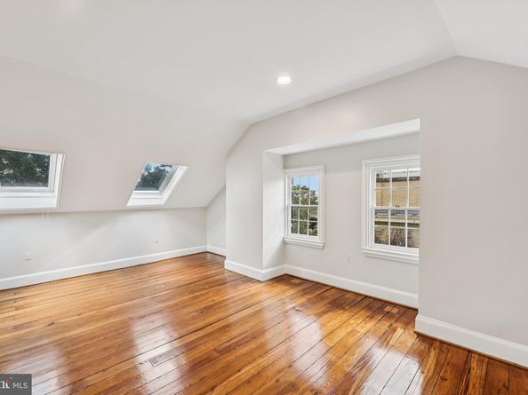 1545 35TH Street NW, Washington DC 20007