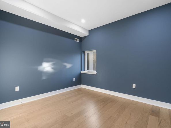 1318 S 8TH Street, Philadelphia PA 19147