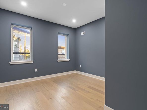 1318 S 8TH Street, Philadelphia PA 19147