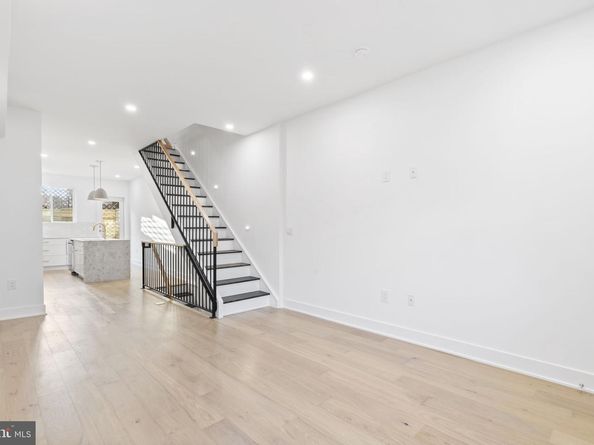 1318 S 8TH Street, Philadelphia PA 19147