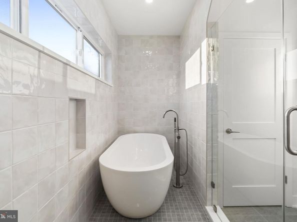 1318 S 8TH Street, Philadelphia PA 19147