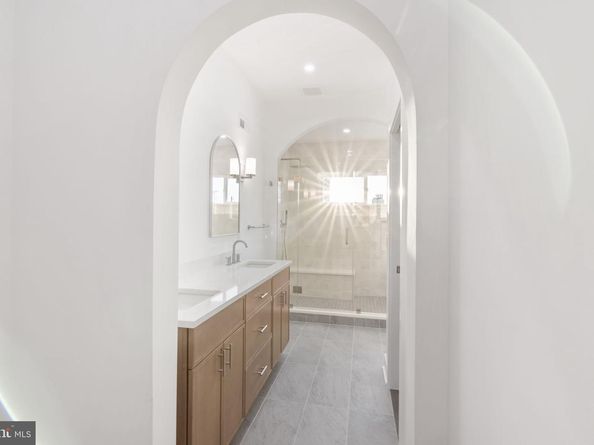 1318 S 8TH Street, Philadelphia PA 19147