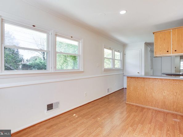 408 Branch Road SE, Vienna VA 22180