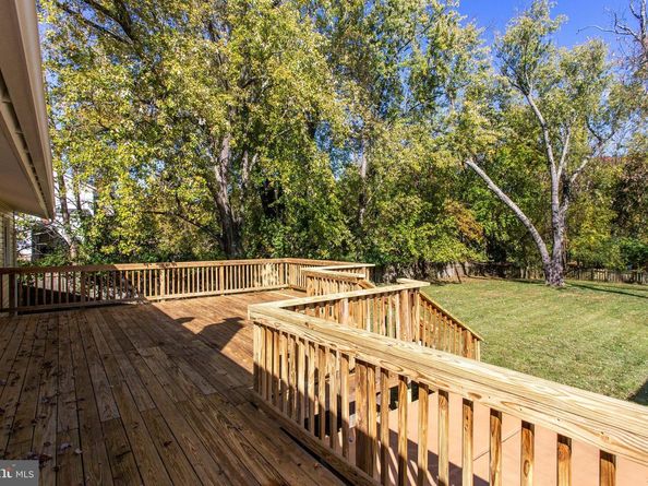 408 Branch Road SE, Vienna VA 22180