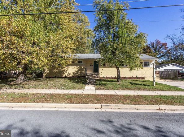 408 Branch Road SE, Vienna VA 22180