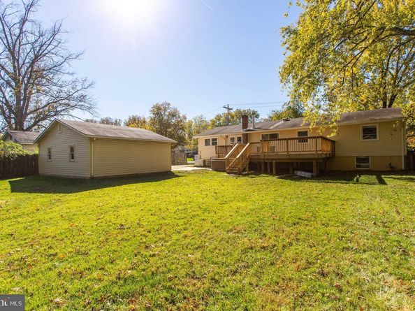 408 Branch Road SE, Vienna VA 22180