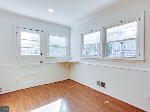 408 Branch Road SE, Vienna VA 22180