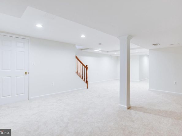 408 Branch Road SE, Vienna VA 22180