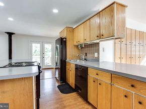 408 Branch Road SE, Vienna VA 22180