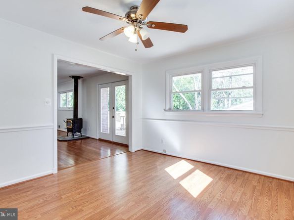 408 Branch Road SE, Vienna VA 22180