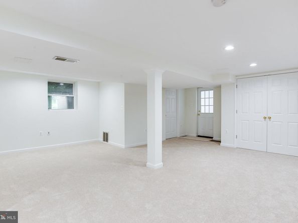 408 Branch Road SE, Vienna VA 22180