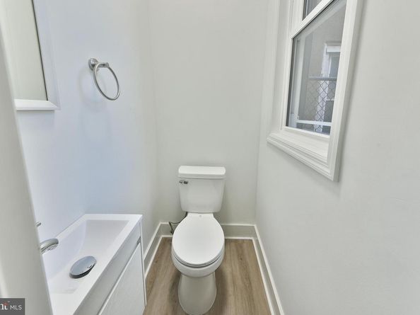 1725 W Juniata Street, Philadelphia PA 19140