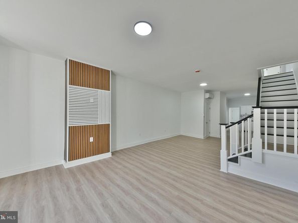 1725 W Juniata Street, Philadelphia PA 19140