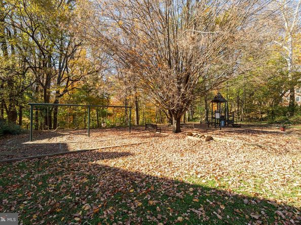 3610 39TH Street NW E545, Washington DC 20016