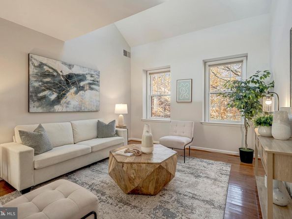 3610 39TH Street NW E545, Washington DC 20016