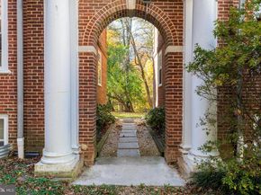 3610 39TH Street NW E545, Washington DC 20016