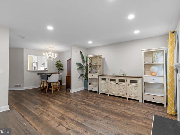 320 Melvin Avenue N N, Morrisville PA 19067