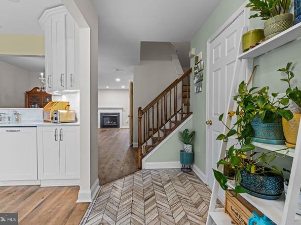 320 Melvin Avenue N N, Morrisville PA 19067