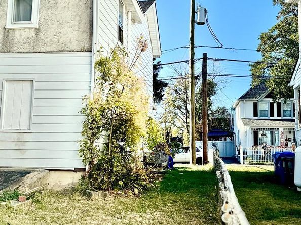 7323 School Lane, Elkins Park PA 19027