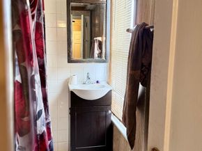 7323 School Lane, Elkins Park PA 19027