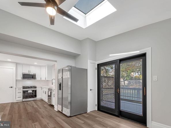 301 Shadeland Avenue, Drexel Hill PA 19026