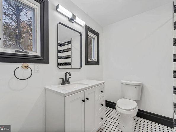 301 Shadeland Avenue, Drexel Hill PA 19026