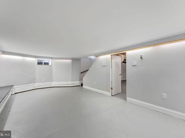 301 Shadeland Avenue, Drexel Hill PA 19026