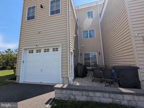 3300 Pietro Way, Philadelphia PA 19145