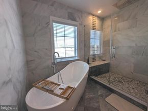 3300 Pietro Way, Philadelphia PA 19145