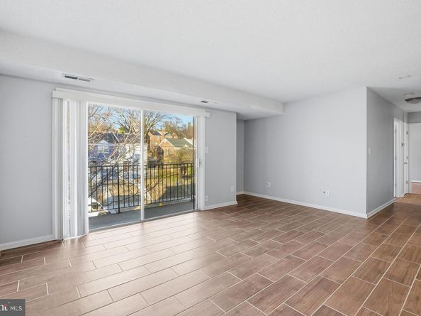 625 Chesapeake Street SE 301, Washington DC 20032