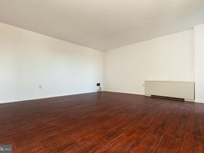 4600 S Four Mile Run Drive 623, Arlington VA 22204