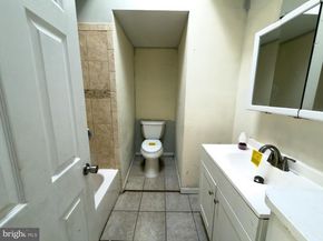 5215 Euclid Street, Philadelphia PA 19131