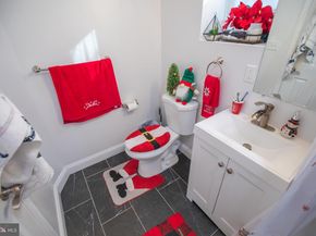 1424 S Vogdes Street, Philadelphia PA 19143