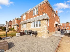 1809 Fox Chase Road, Philadelphia PA 19152
