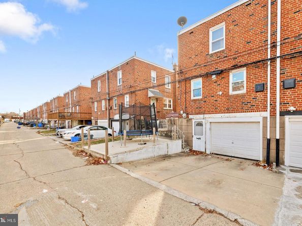 1809 Fox Chase Road, Philadelphia PA 19152