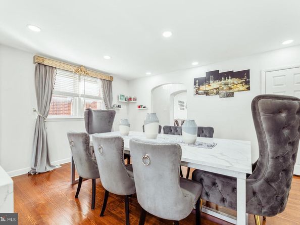 1809 Fox Chase Road, Philadelphia PA 19152