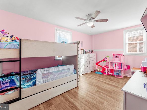 1809 Fox Chase Road, Philadelphia PA 19152